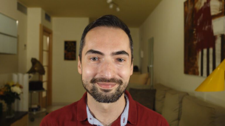 Pawel Adrjan headshot