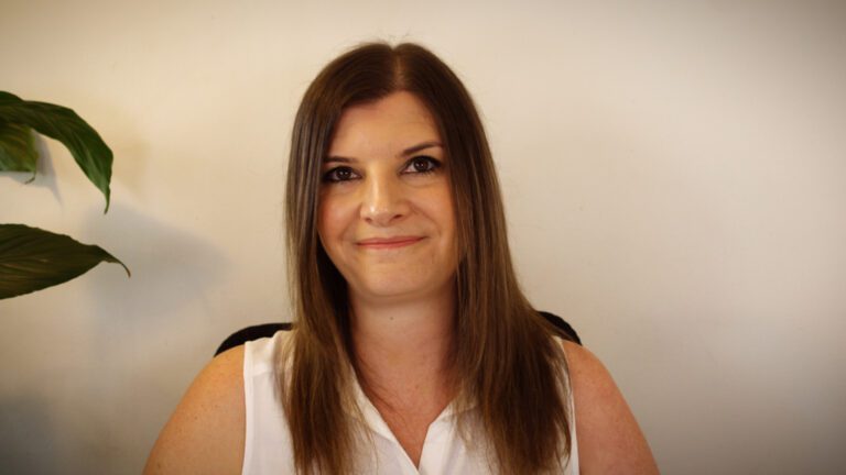 Erin Waddell headshot
